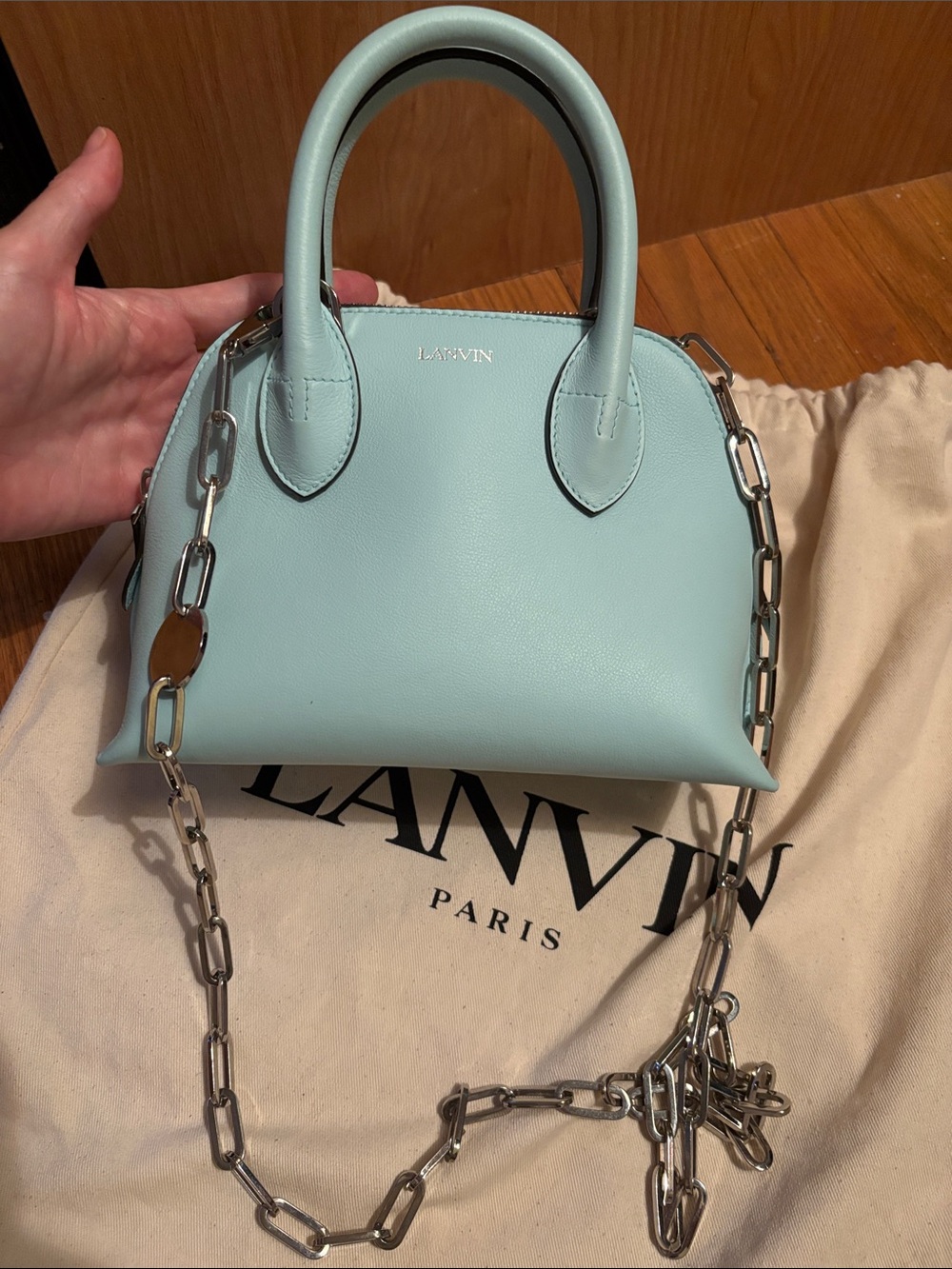 Like new 🩷 LANVIN
Magot Mini Tote Bag